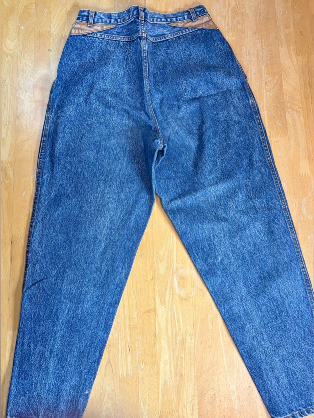 VINTAGE Rio Stephen Mardon Jeans 11 ACTUAL Leather Detail Taper Double Button - Picture 2 of 11